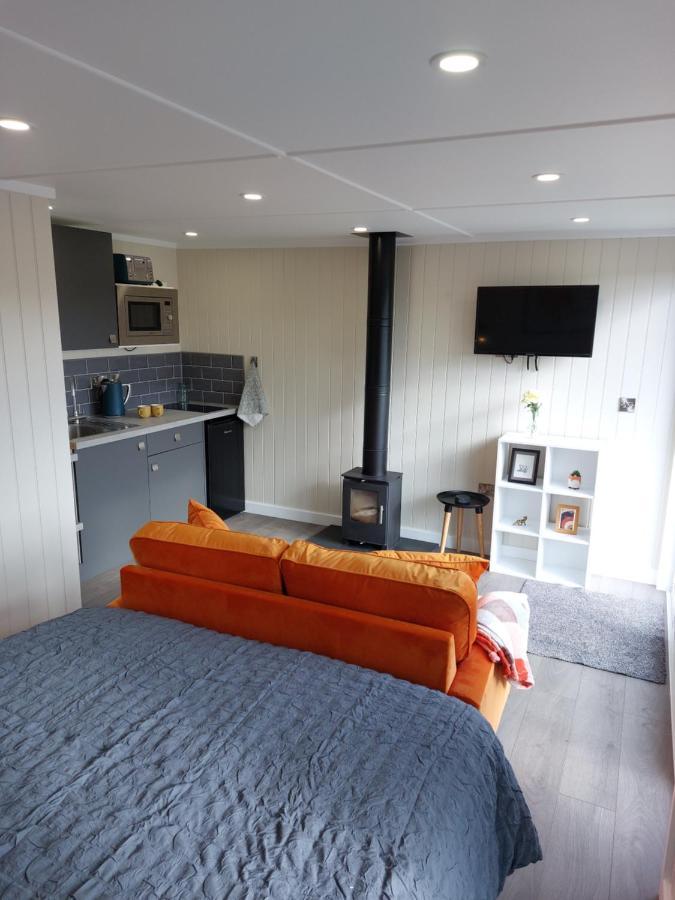The Den - Modern Cabin With Wood Burning Stove Ludchurch Buitenkant foto