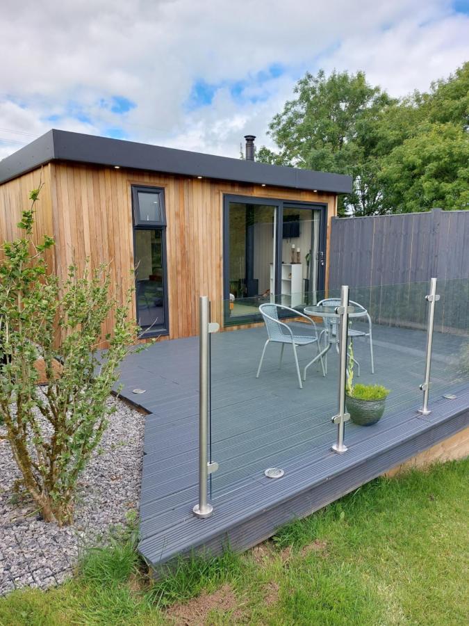 The Den - Modern Cabin With Wood Burning Stove Ludchurch Buitenkant foto